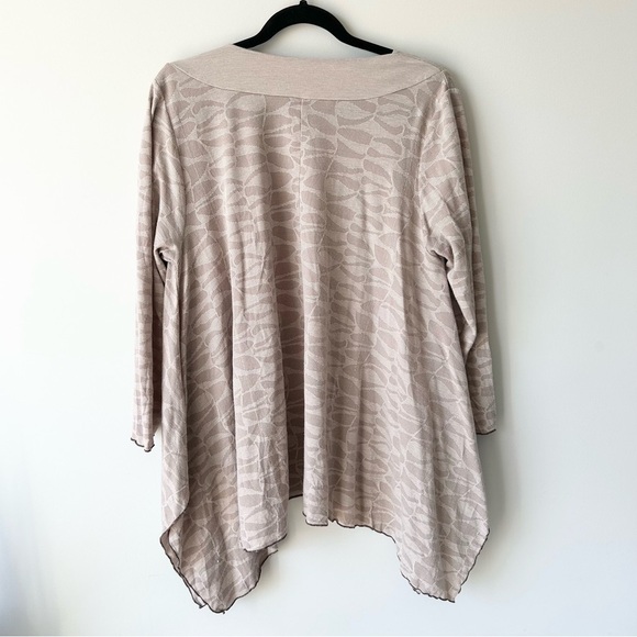 Vigorella Bamboo Cotton Blend Asymmetrical  Hem Duster - Picture 5 of 16